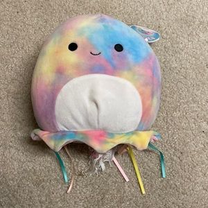 Meet Janet she so colourful